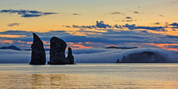 Kamchatka: Three Brothers Rocks
